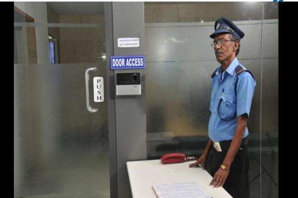 If You are 10th Pass Then Apply for These Government Jobs and Earn a Great Pay