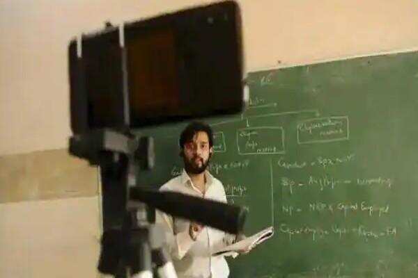 Corona started to dominate online education too