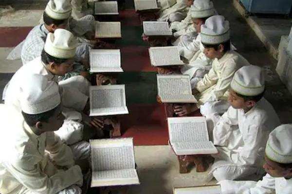 Madrasa students of UP will also be able to get admission in central universities, will be admitted in the army