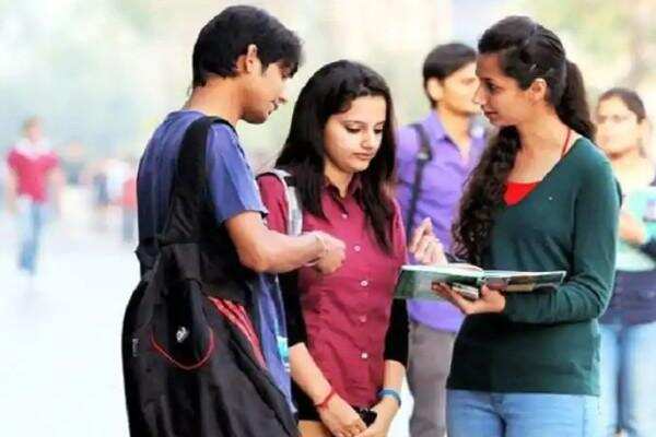 Education Ministry asks Central Funded Institutions to postpone offline examinations, can continue online