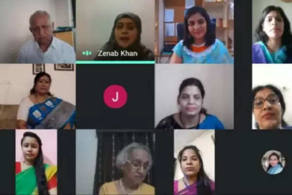 Organizing online seminar on qualitative higher education at Sant Hirdaram College