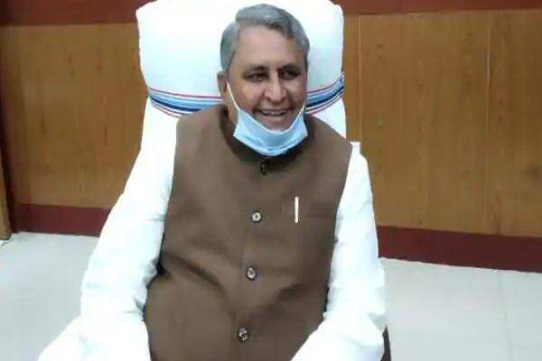 Education Minister Vijay Chaudhary said- will give timely promotions and salary to teachers