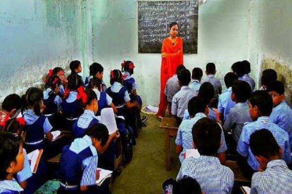 Retired teachers will be helped to improve school education