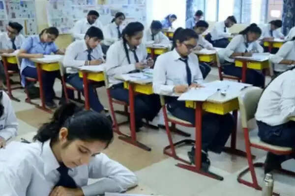 ABVP writes to Union Education Minister, open book for 12th exam and suggestions for remote exam