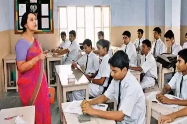 Temporary teachers’ meeting with the Education Secretary going inconclusive