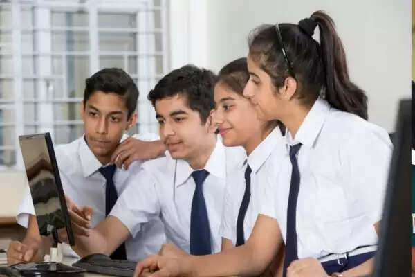 Auction of 25 dilapidated school buildings of basic education