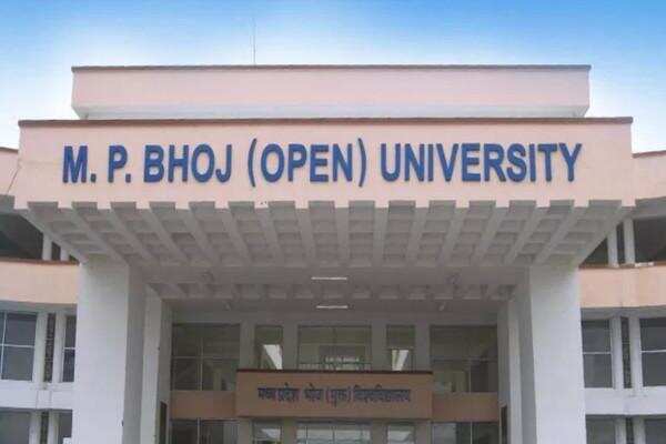 Bhoj University to take UG-PG exam on open book pattern