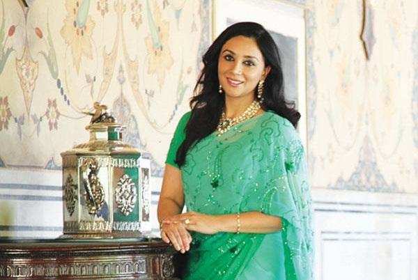 Top 20 Glamorous Female Politicians of India