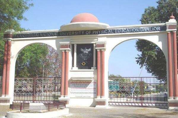 Discussion on culture, traditions and customs of the country