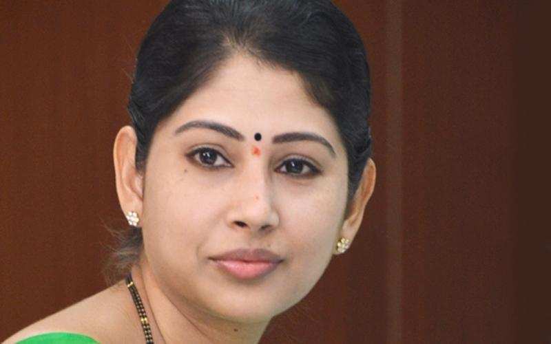 10 Most Beautiful Female IAS/ IPS Officers