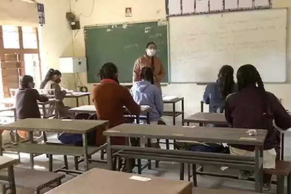 Gujarat School Reopen: Education in Gujarat schools started from today, classes will be run under these rules