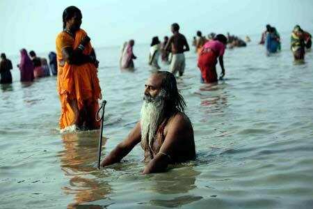 Top 25 famous Superstitions that Indians follow Blindly