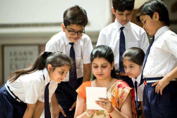 Education Provider teachers will thunder in the light of the Education Minister on May 2