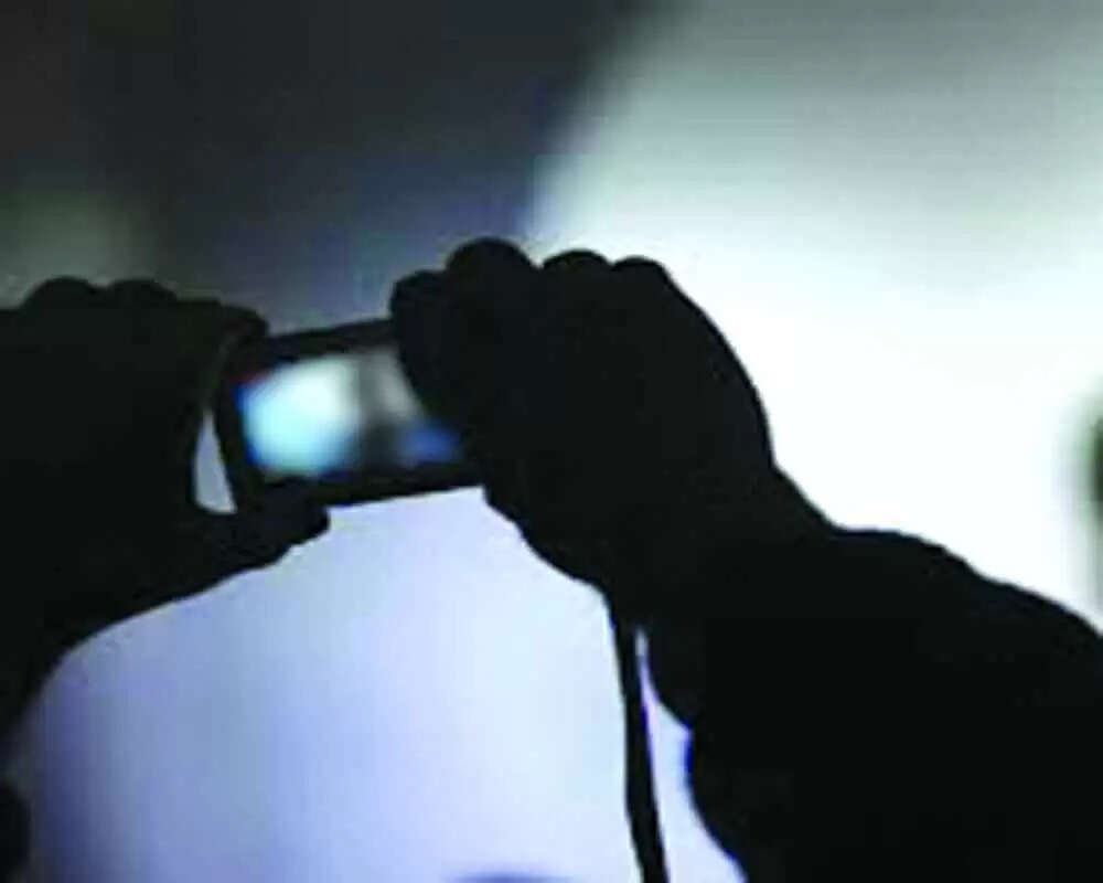 Mumbai: MMS leak rumours rock IIT-B after peeping tom’s arrest