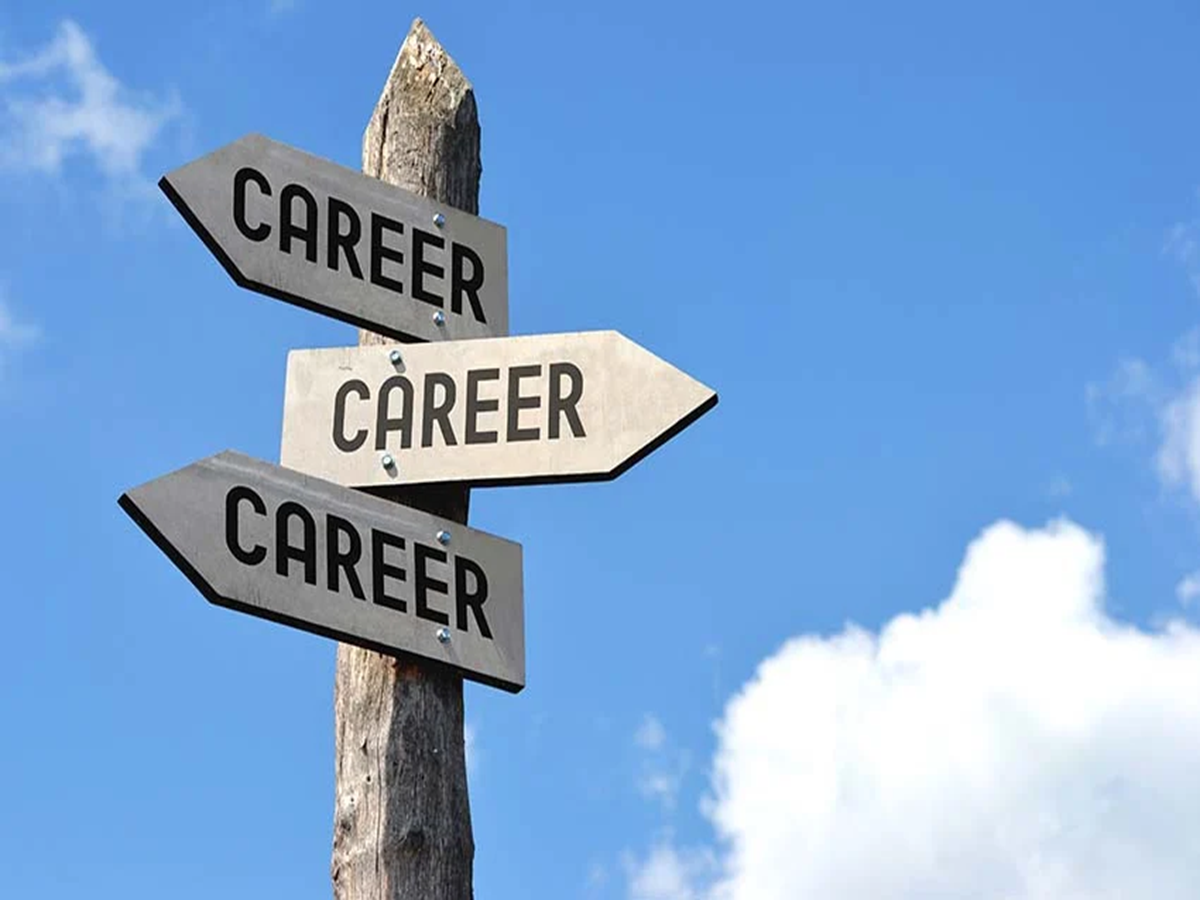 naukrinama.com - 6 Key Skills for Career Success in Today's Job Market