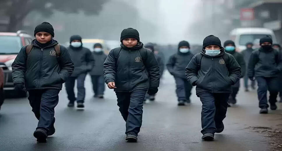 Uttar Pradesh Schools Adjust Timings Due to Severe Cold and Fog