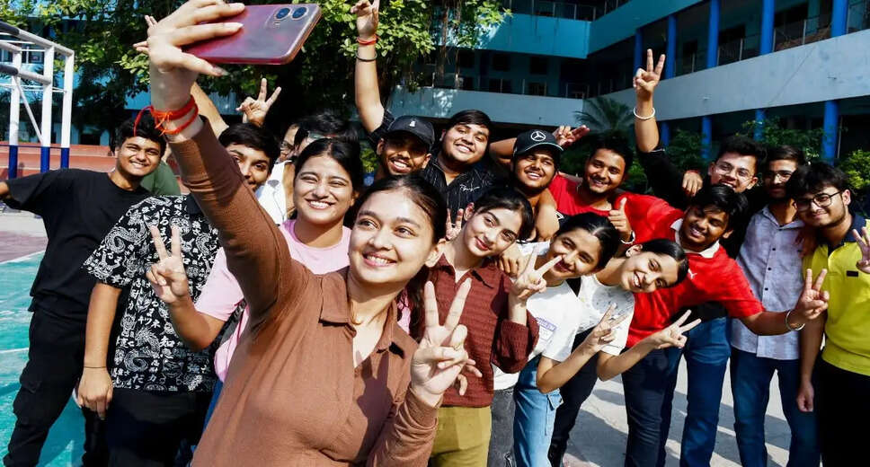 CBSE Class 12 Results Show Decline in Pass Percentage Amid New Evaluation Methods