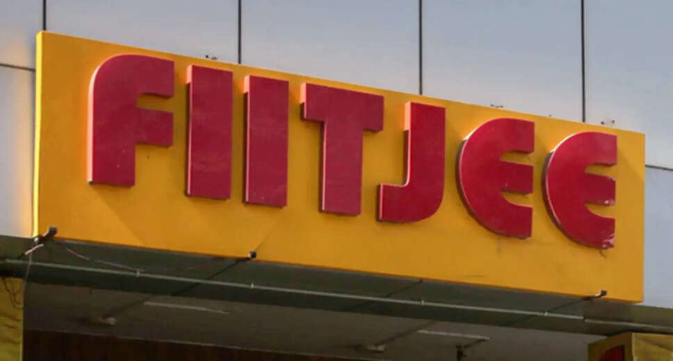 FIITJEE Announces Fee Refunds Amid Class Disruptions