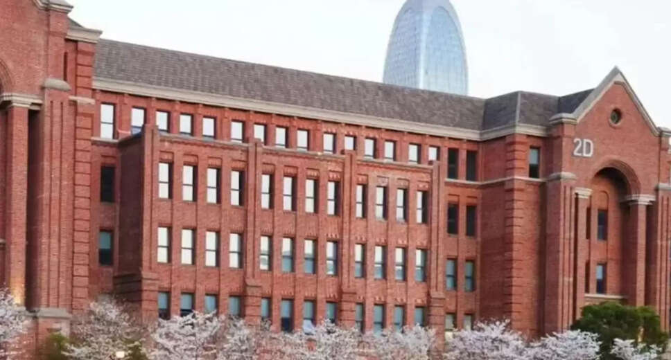 Zhejiang University Tops Global Research Rankings and Offers Scholarships for International Students