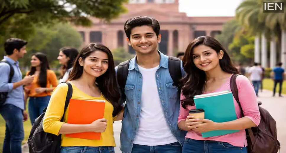 Top 5 Career Paths After 12th Grade for a Bright Future