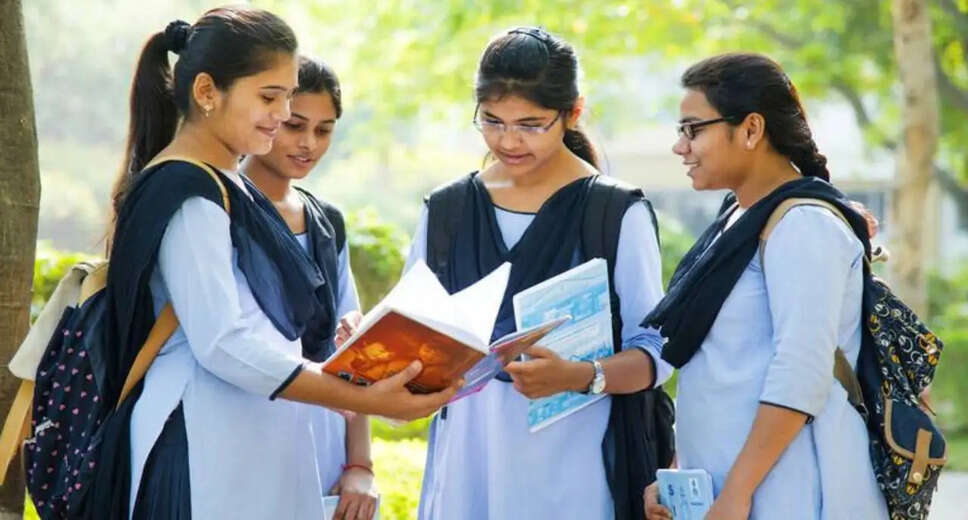 CBSE Class 12 Physics Exam 2026: Students Find Paper Manageable