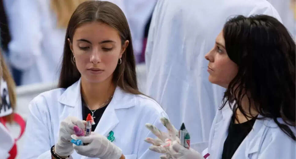 Exploring Medical Career Paths After 12th Grade Without NEET