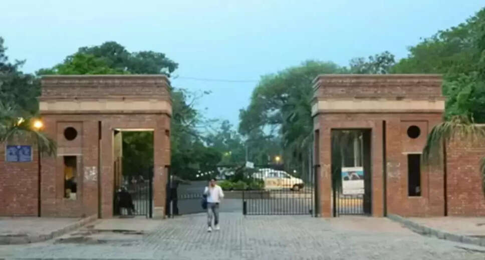 Delhi University Extends Deadline for Odd Semester Exam Forms