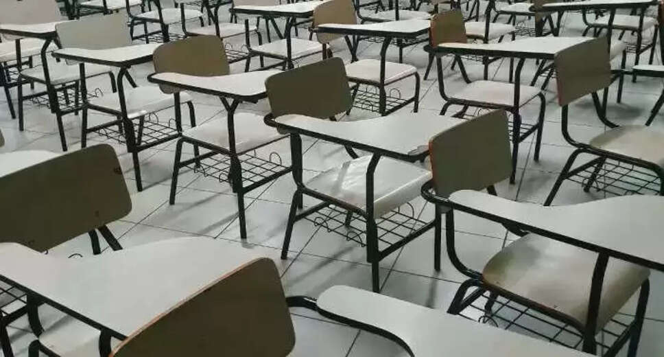 School Holidays in November: A Guide to Days Off