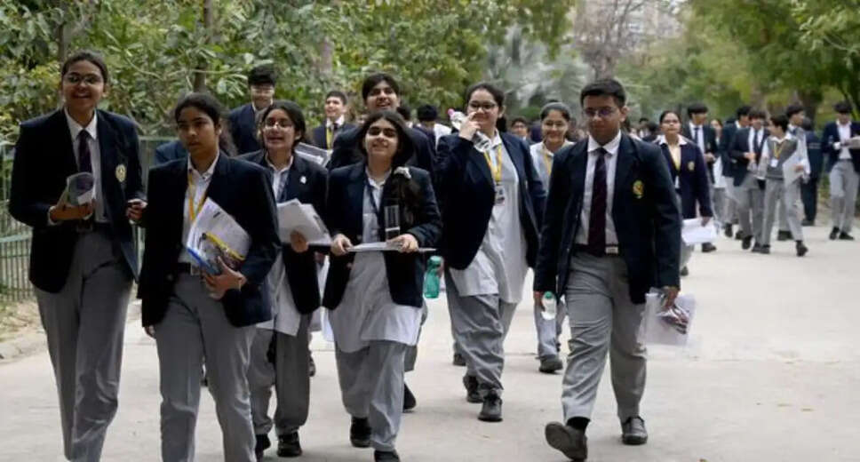 CBSE Issues Advisory Ahead of Class 10 and 12 Exams Starting February 2026