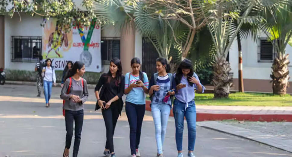 Understanding the Distinction Between Universities and Deemed Universities