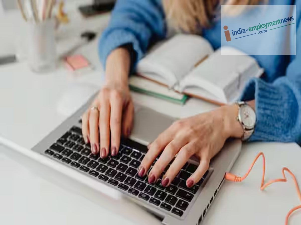 naukrinama.com - Rising Demand for Programmatic Advertising Associates in Delhi: Career Outlook 2026