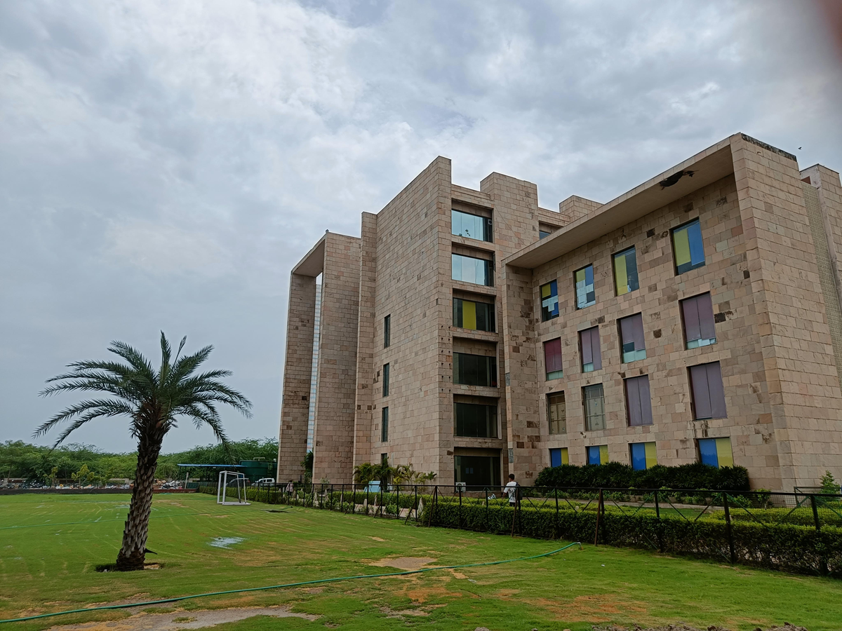 naukrinama.com - Galgotias University Unveils AI Courses Amid Controversy