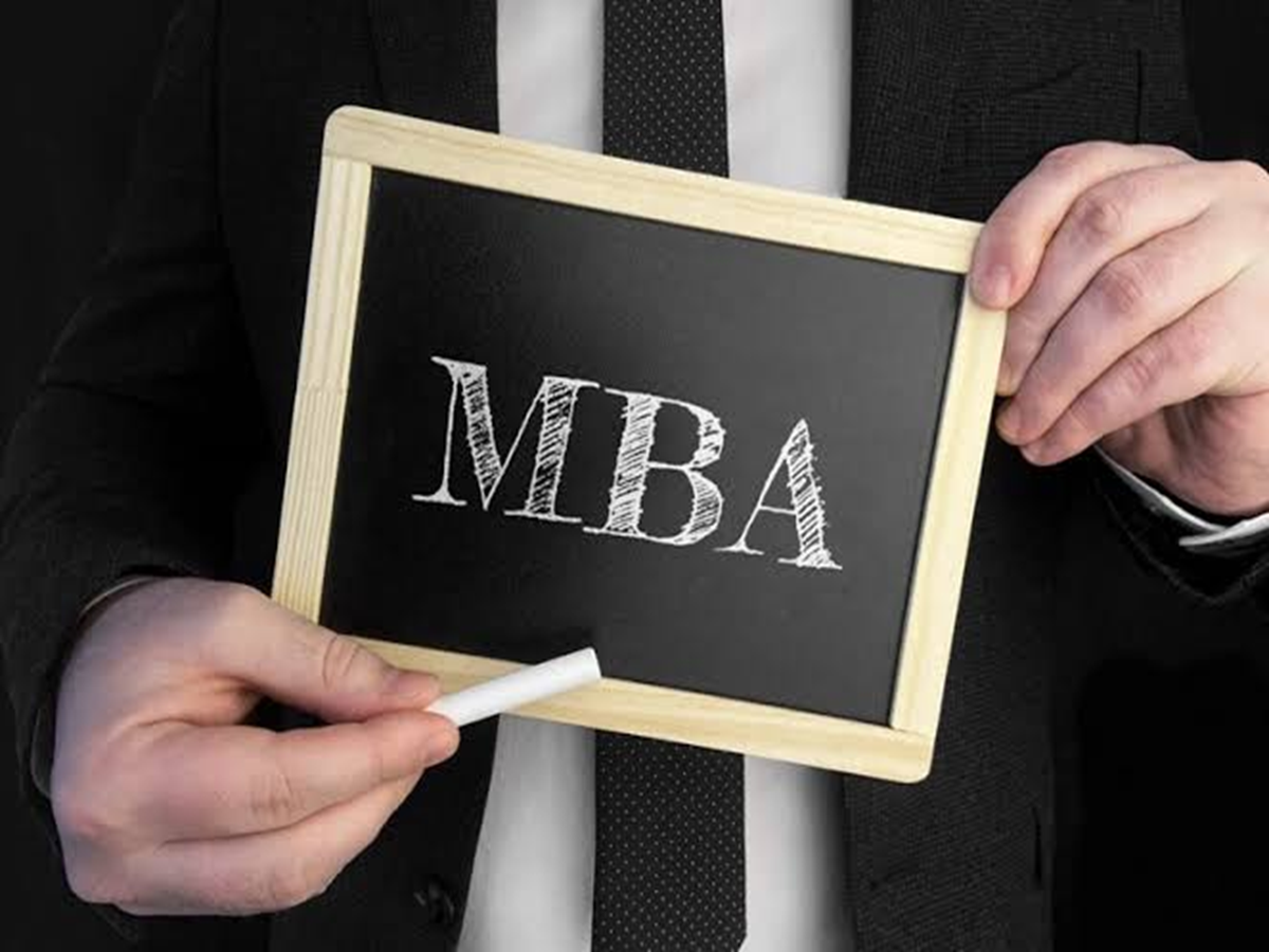 naukrinama.com - Rising Opportunities for MBA Graduates in Global Capability Centers in India