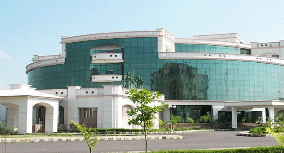 UPUMS M.Pharm 2024 Admissions Now Open: Deadline for Applications August 31