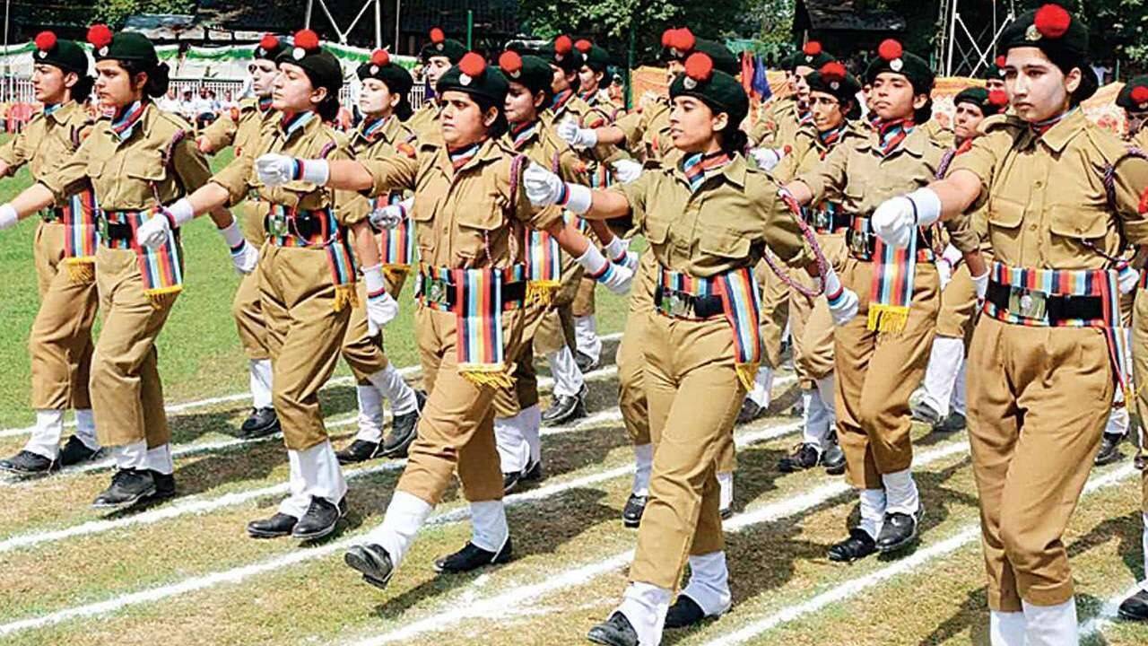 UP Police Constable Exam: Expert Guidance on Physical Standards and Endurance Training