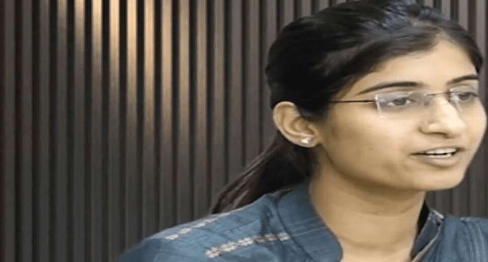 UPSC Success Story: From Bihar to IAS, Garima Lohia's Incredible Journey