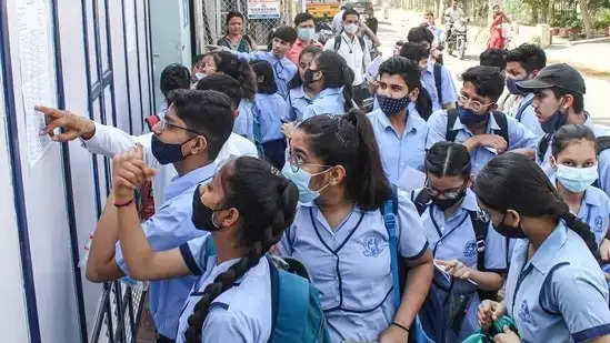 CBSE Board Exam 2024: Admit Card Expected Release Date & Download Process