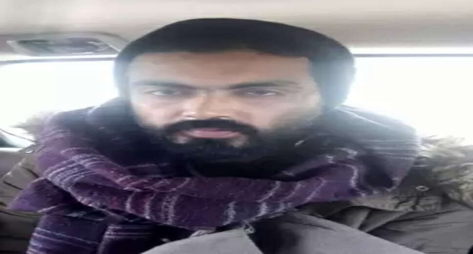 New Delhi, Feb 4 (IANS) A Delhi Court on Saturday discharged former Jawaharlal Nehru University (JNU) student Sharjeel Imam and co-accused Asif Iqbal Tanha in a case related to the incidents of violence at Jamia Milia Islamia University in December, 2019. The violence had erupted after a clash between Police and people protesting against the Citizenship Amendment Act (CAA). Additional Sessions Judge of Saket court, Arul Verma passed the order. Both Imam and Tanha were charged under multiple Sections of the Indian Penal Code related to rioting and unlawful assembly. The court framed charges of unlawful assembly and rioting against one of the co-accused named Mohammed Iliyas. However, Imam, who is also an accused under Unlawful Activities (Prevention) Act (UAPA) in the conspiracy case related to the 2020 North-East Delhi riots case, will remain in custody. A detailed order is awaited.