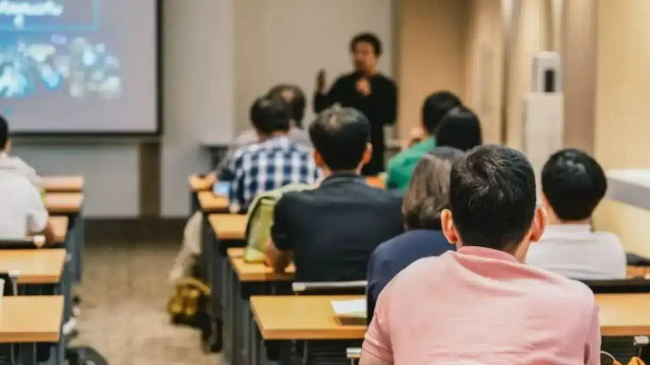 Digitizing University Finances: UGC Mandates Digital Fee Payments for Enhanced Transparency