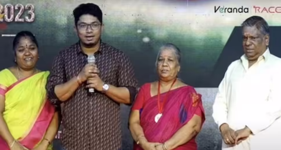 Zomato Delivery Boy Clears TNPSC, to Soon Become an Administrative Officer