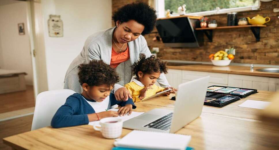 Homeschooling vs. Traditional Schooling: Which Is Right for Your Child?