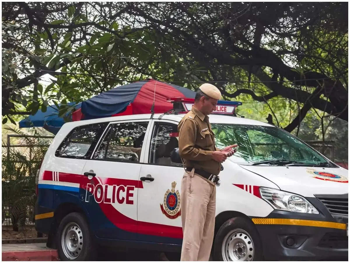 Delhi Police to Hire 13,013 Constables, LG Emphasizes Women's Recruitment