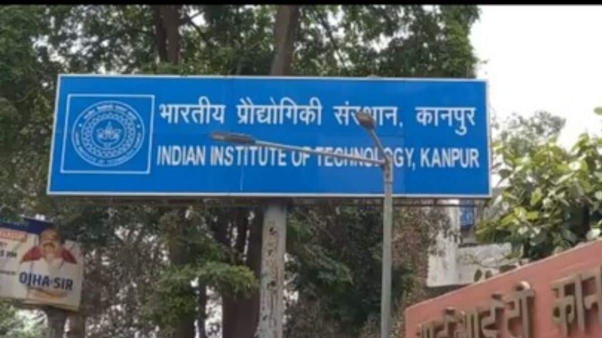 IIT Kanpur Smashes Placement Records: 989 Offers at Rs 26.27 LPA in Phase 1