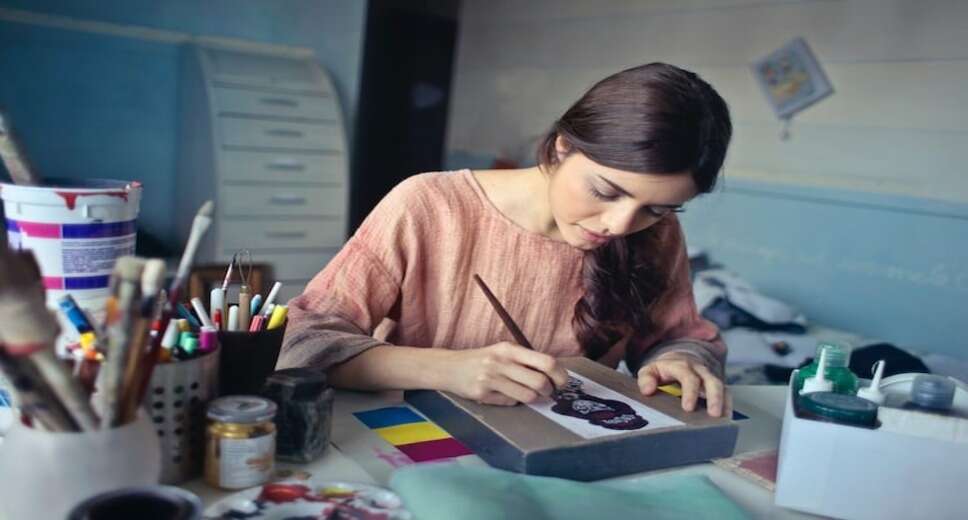 Fashion Fusion: Merging Artistic Vision with Business Acumen in Fashion Education