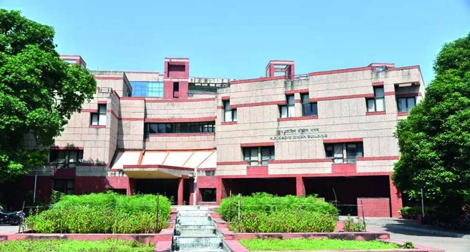 IIT Kanpur Smashes Placement Records: 989 Offers at Rs 26.27 LPA in Phase 1