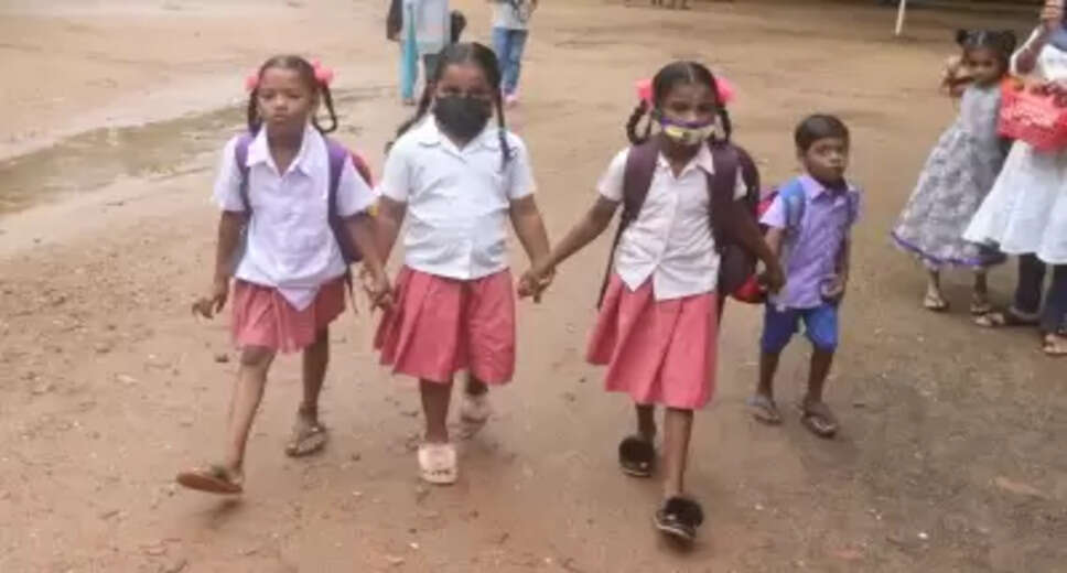 Chennai, Jan 1 (IANS) At least 80 tribal students in Tamil Nadu's Thanjavur district stopped going to school after they were allegedly insulted and mocked by their classmates. The students belong to the Narikkurava community. According to an officer with the District Education department, they were mocked regularly by other students for their peculiar diction as well as mannerisms and this led to the students opting out of the school. According to the Thanjavur district officials, the students were identified after a survey was carried out in the district with the support of Anganwadi staff, police, childline, the Integrated School Education department, and Block Resource Teachers. The team in a detailed study on the dropouts in the district found that 1,700 students had dropped out of school in the last academic year. The team could identify that 80 students from the Narikurava community had stopped coming to the school. The teachers could find that the students were from Mela Ulloor Village in a Narikkuruva settlement and they were studying in the primary section. The students had to travel through forest and cross water streams and brave wild animals to reach the school, but with their fellow students insulting and rebuking them they stopped going to school. Sources in the Thanjavur district administration told IANS that the district authorities are planning to set up a school in their habitat. According to the information available, there was a school in the vicinity of their habitat but it was shut down during Covid-19 pandemic and the authorities are now trying to revive this school so that the students get a proper education.