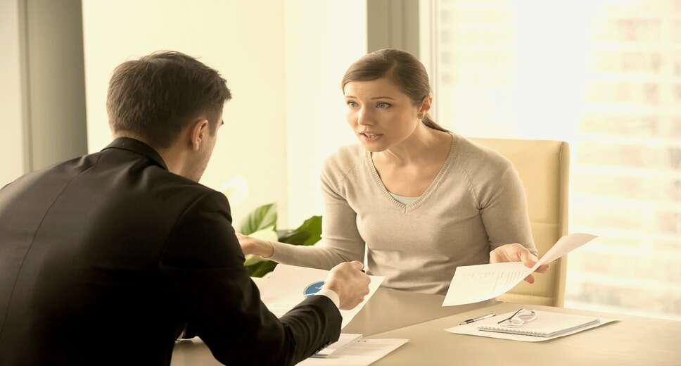 Mastering Workplace Communication: 9 Essential Tips for Success