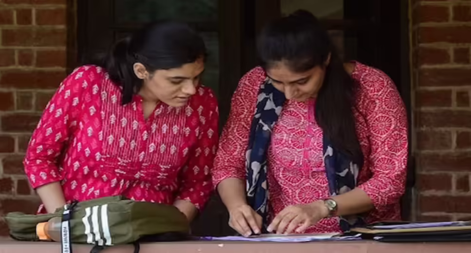 The Indian Institute of Technology (IIT) Bombay has declared the results for UCEED (Undergraduate Common Entrance Exam for Design) exam on its official website. All candidates who appeared for the Undergraduate Common Entrance Examination for Design can visit the official website to check their results. To check the UCEED 2023 results candidates are required to visit the official website and enter the Login ID and Password. According to the information provided, the Portal will display Part-A marks for all candidates who appeared for UCEED 2023. The Part-B score, Rank(s), and Total marks obtained will not be displayed for the candidates who have not qualified the UCEED 2023. Candidates must also note that the Scorecards for UCEED 2023 will be available for download from March 11, 2023. UCEED 2023 Result: How to Check Step 1: Visit the official website of UCEED — uceedapp.iitb.ac.in Step 2: Click on the “UCEED Result” link. Step 3: Enter your UCEED registration number, email ID, and password. Step 4: Click on the “Submit” button. Step 5: Your UCEED scorecard will be displayed on the screen. Step 6: Download and take a printout of the scorecard for future reference. The UCEED result is available in the form of a scorecard that contains the candidate’s name, roll number, sectional score, and overall score. Depending on the UCEED score, the candidates are shortlisted for the counselling process, which includes seat allotment and document verification. The UCCED is a national-level examination conducted by the IIT Bombay for admission to the Bachelor of Design (B.Des.) programme at IIT Bombay, IIT Guwahati, and IIITDM Jabalpur.
