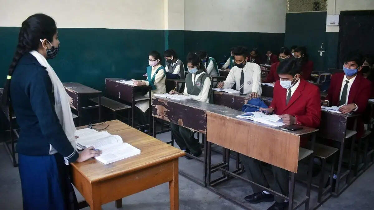 NCERT panel recommends using 'Bharat' instead of 'India' in school textbooks