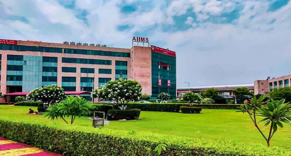 Professor Jobs Open for Multiple Positions - Apply Quickly, Salary Over 2 Lakhs